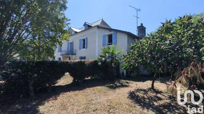 Maison - 180 m² - 7 pièces