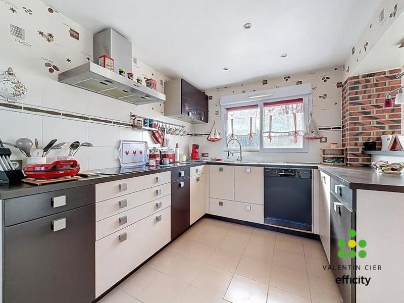 Maison - 144 m² - 5 pièces