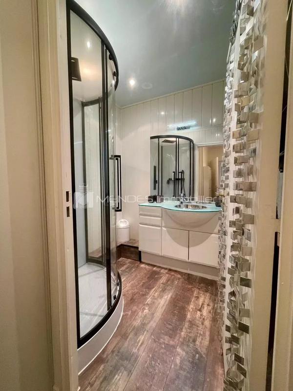 Appartement - 64 m² - 4 pièces