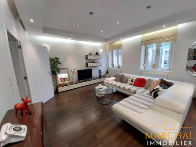 Appartement - 85 m² - 4 pièces