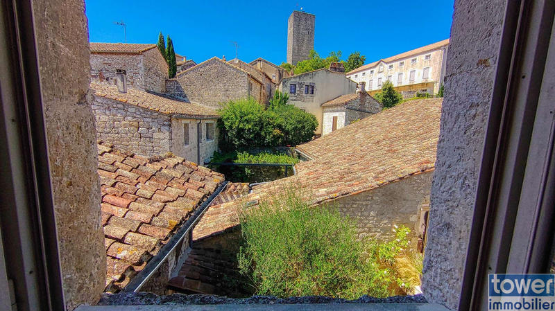 Maison de village - 280 m² - 8 pièces