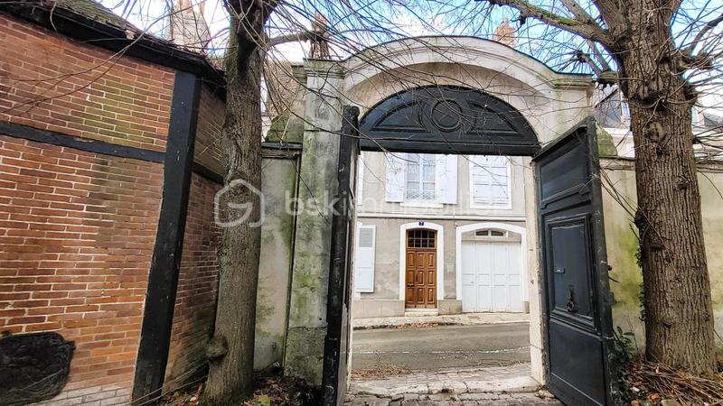 Hôtel particulier - 440 m² - 14 pièces