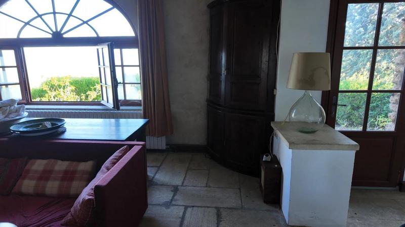 Propriété - 273 m² - 10 pièces