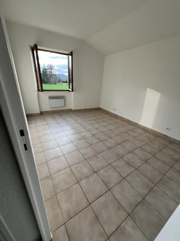 Appartement - 111 m² - 4 pièces