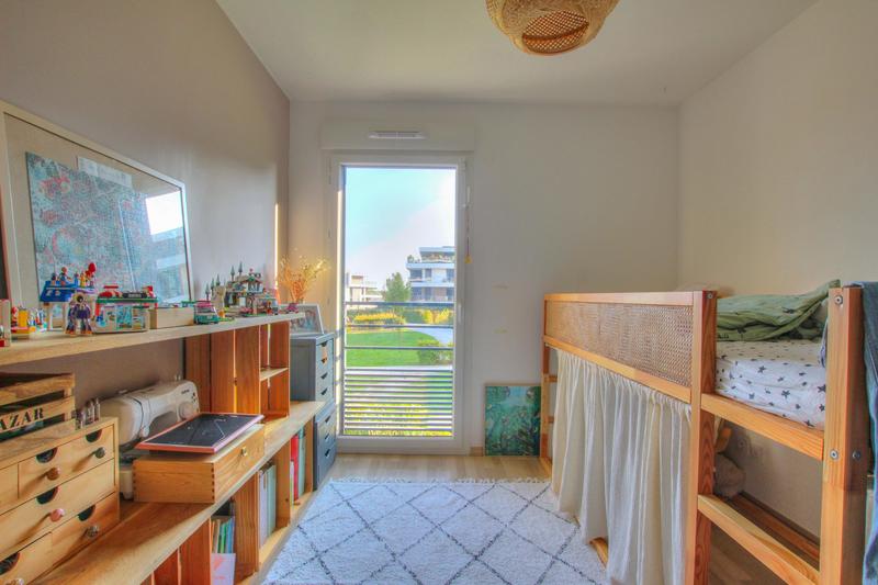 Appartement - 100 m² - 4 pièces