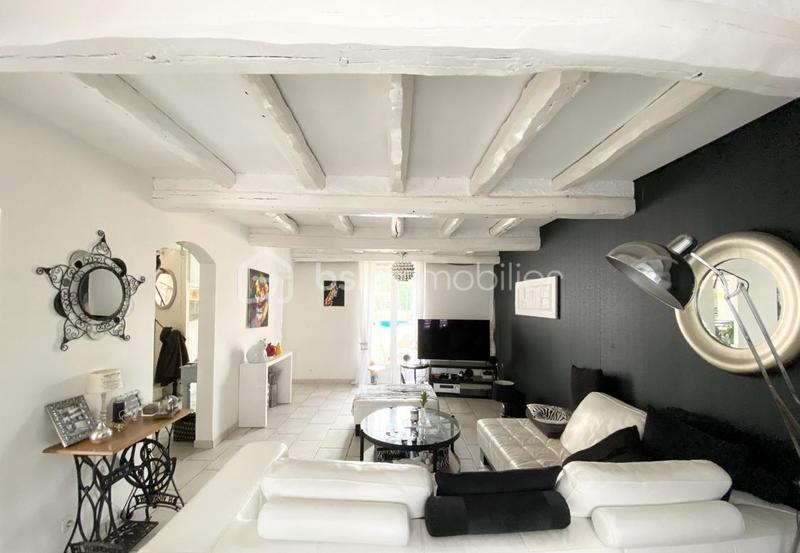 Maison - 180 m² - 6 pièces