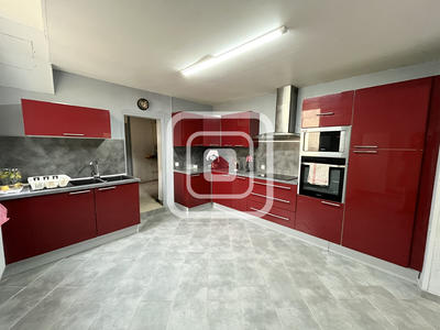 Maison - 150 m² - 6 pièces