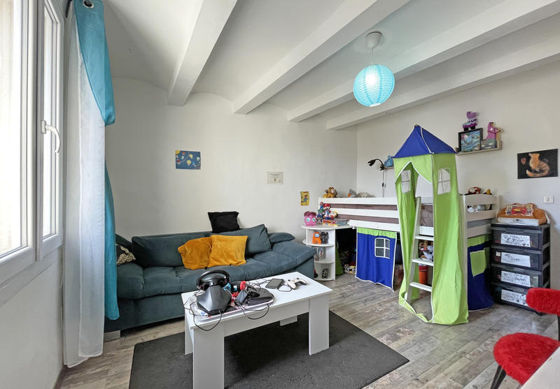 Maison - 167 m² - 6 pièces