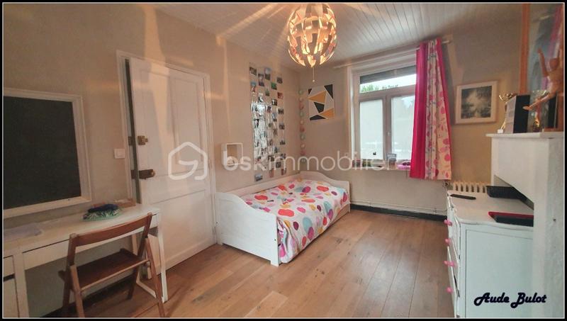 Corps de ferme - 287 m² - 10 pièces