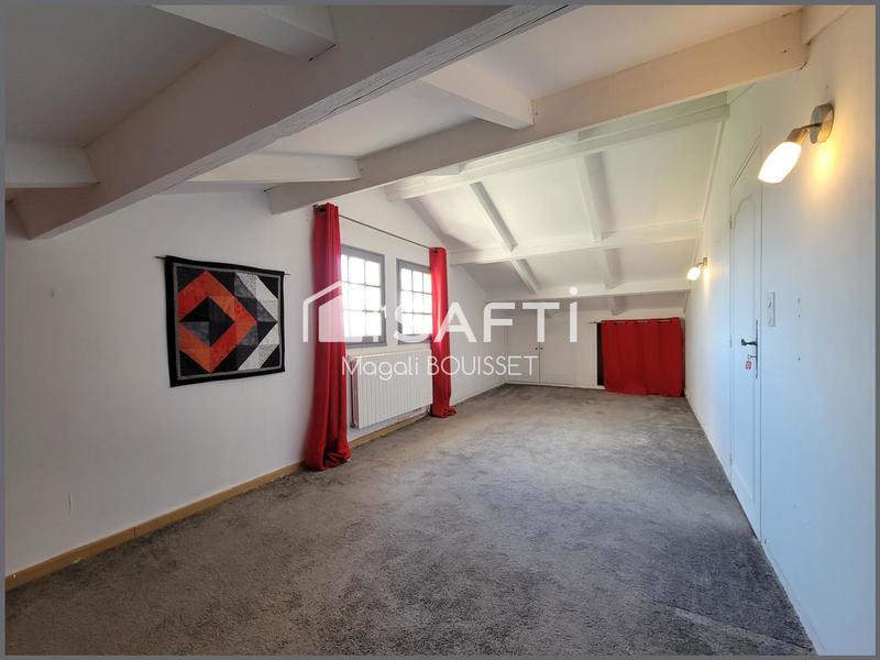 Maison - 179 m² - 6 pièces