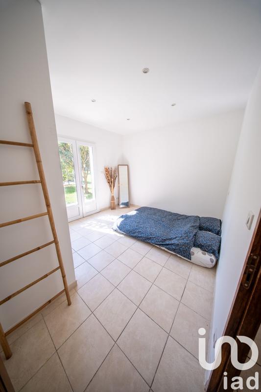 Maison - 261 m² - 6 pièces