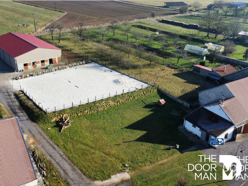 Ferme - 500 m² - 2 pièces