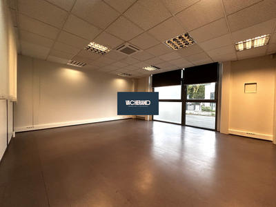 Bureau - 210 m²