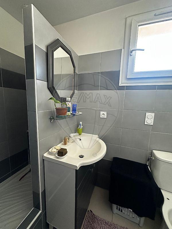 Immeuble - 219 m² - 10 pièces