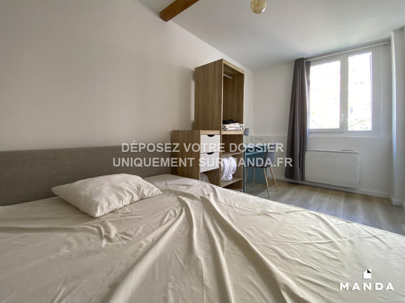 Chambre - 10 m² - 5 pièces