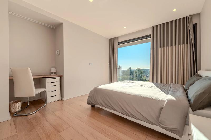 Villa - 275 m² - 7 pièces