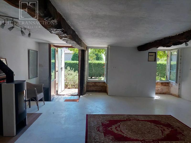 Maison - 216 m² - 6 pièces