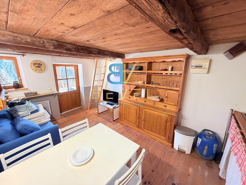 Châlet - 193 m² - 8 pièces