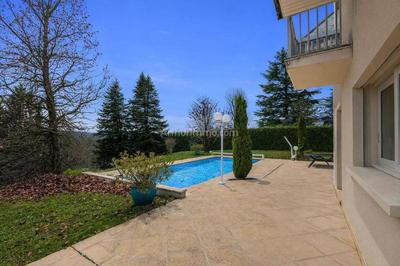 Maison - 176 m² - 6 pièces