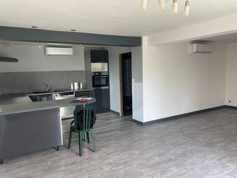 Maison - 96 m² - 5 pièces