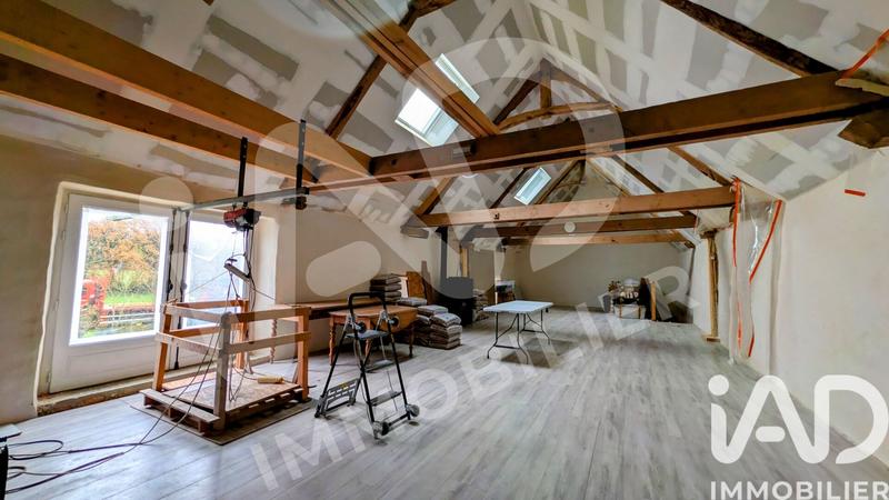 Maison - 345 m² - 11 pièces