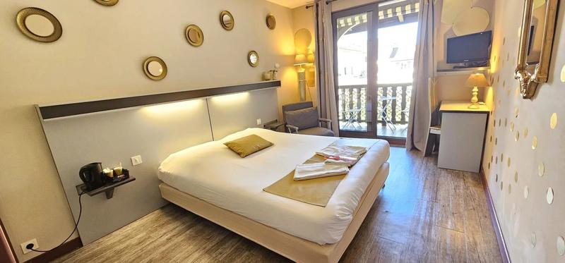 Fonds de commerce - 2 000 m²