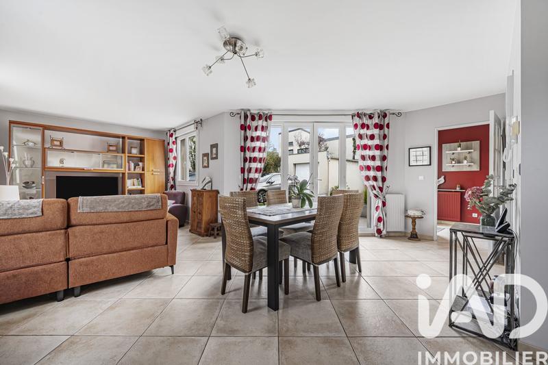 Maison - 117 m² - 5 pièces