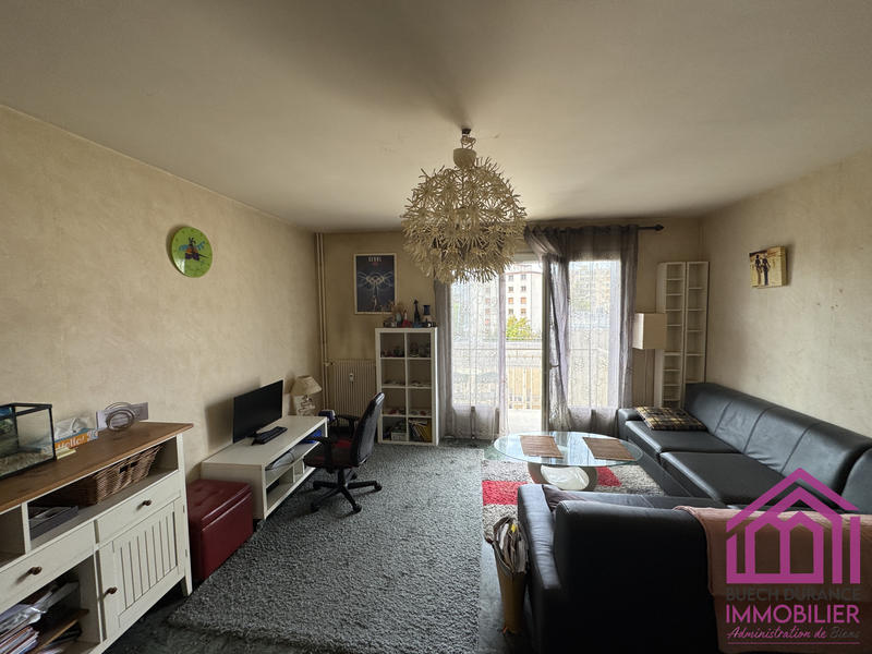 Appartement - 72 m² - 3 pièces