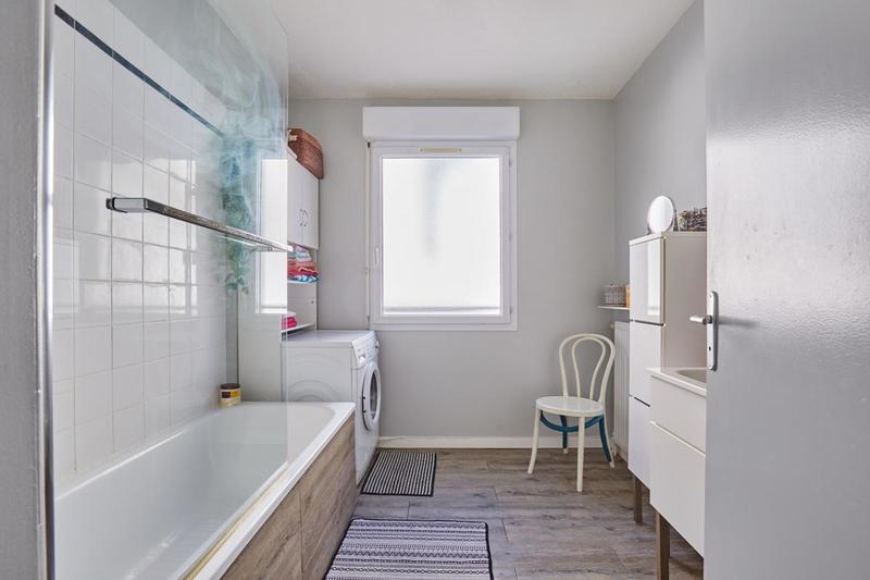 Appartement - 82 m² - 4 pièces