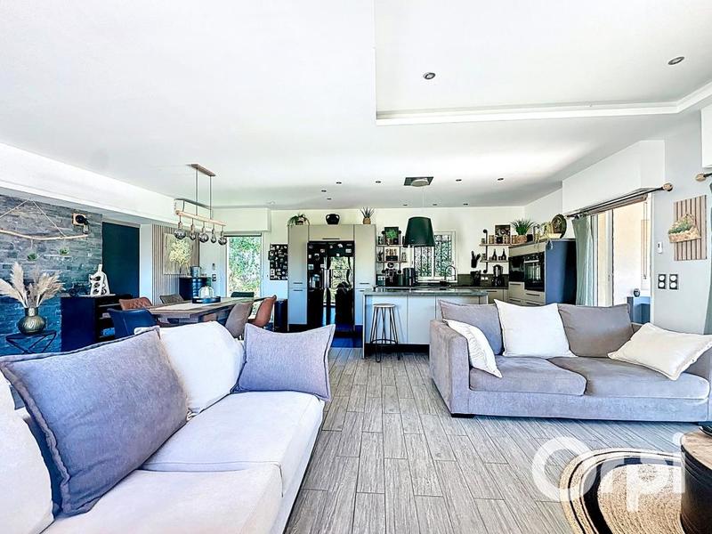 Maison - 133 m² - 4 pièces