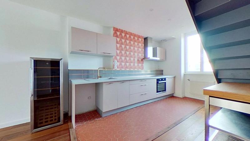 Appartement - 84 m² - 4 pièces