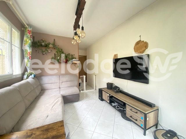 Maison - 84 m² - 5 pièces