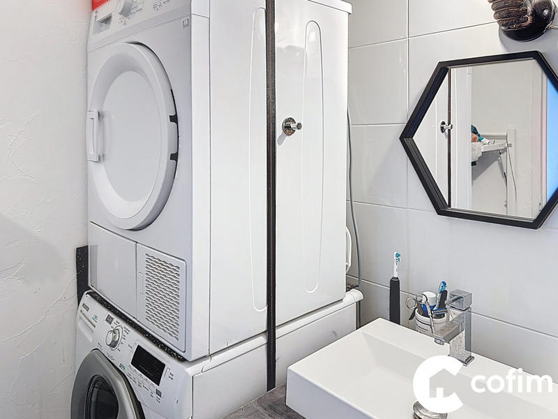 Appartement - 79 m² - 4 pièces