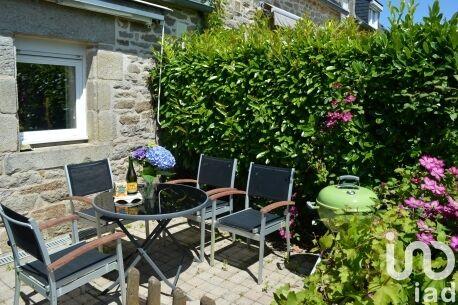 Maison - 180 m² - 11 pièces