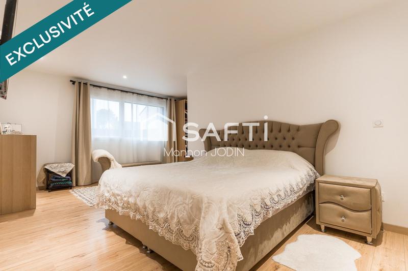 Villa - 185 m² - 6 pièces