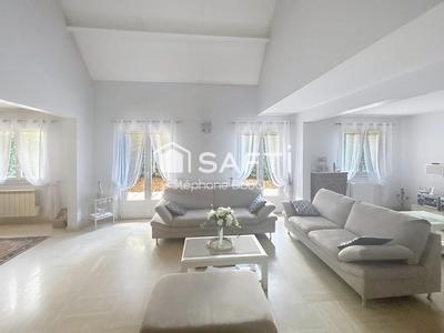 Maison - 156 m² - 7 pièces