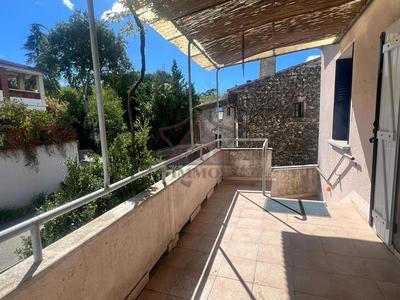 Maison - 71 m² - 4 pièces