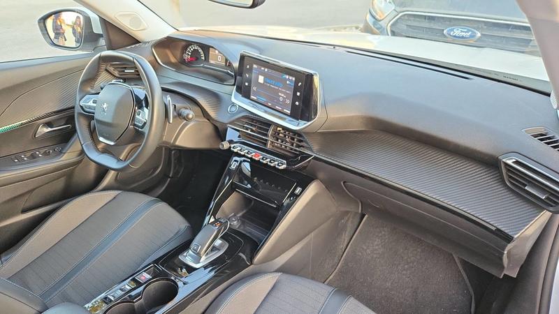 Peugeot 2008 1.2 PureTech 130 Eat8 Allure - Automatique