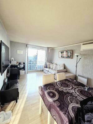 Appartement - 58 m² - 3 pièces