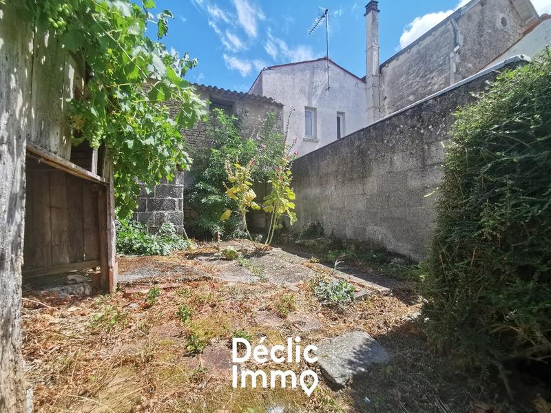 Grange - 142 m² - 1 pièce