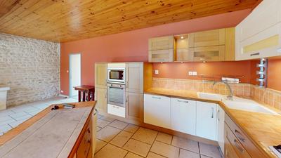 Maison - 200 m² - 7 pièces