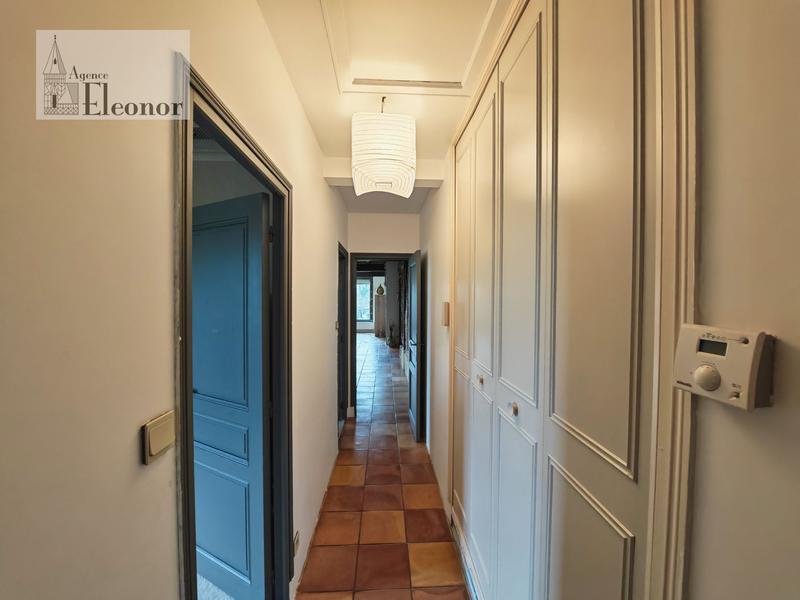 Maison ancienne - 231 m² - 10 pièces