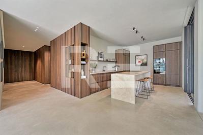 Villa - 240 m² - 6 pièces