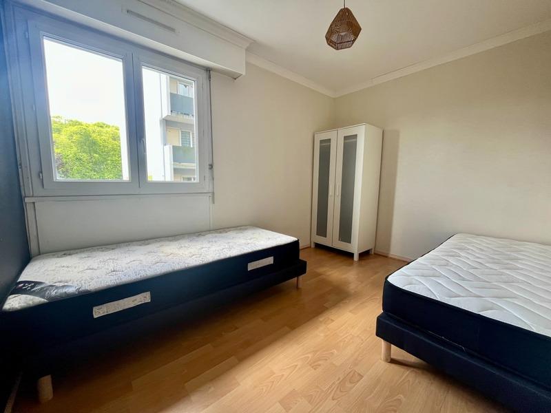 Appartement - 77 m² - 4 pièces