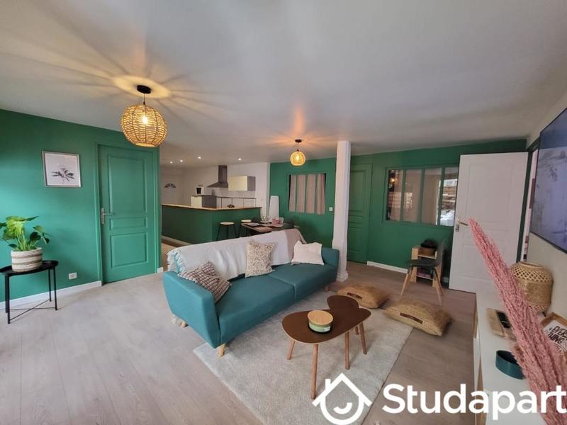 Chambre - 12 m² - 1 pièce