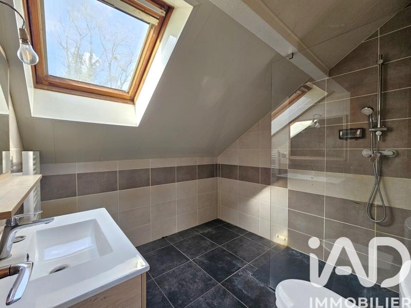 Maison - 162 m² - 7 pièces