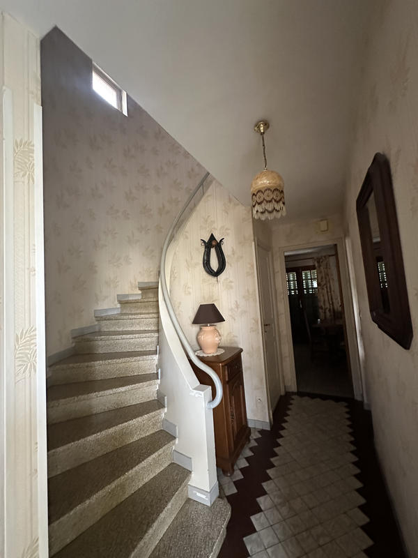 Maison - 93 m² - 4 pièces