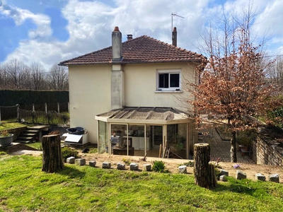 Maison - 150 m² - 8 pièces