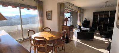 Appartement - 96 m² - 4 pièces