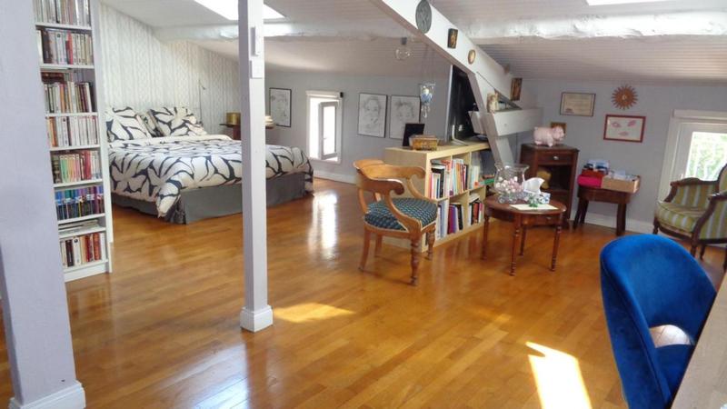 Maison - 201 m² - 7 pièces